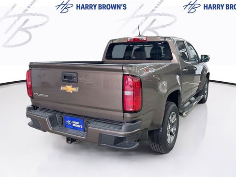 Used 2015 Chevrolet Colorado Z71 AWD/4WD image 10