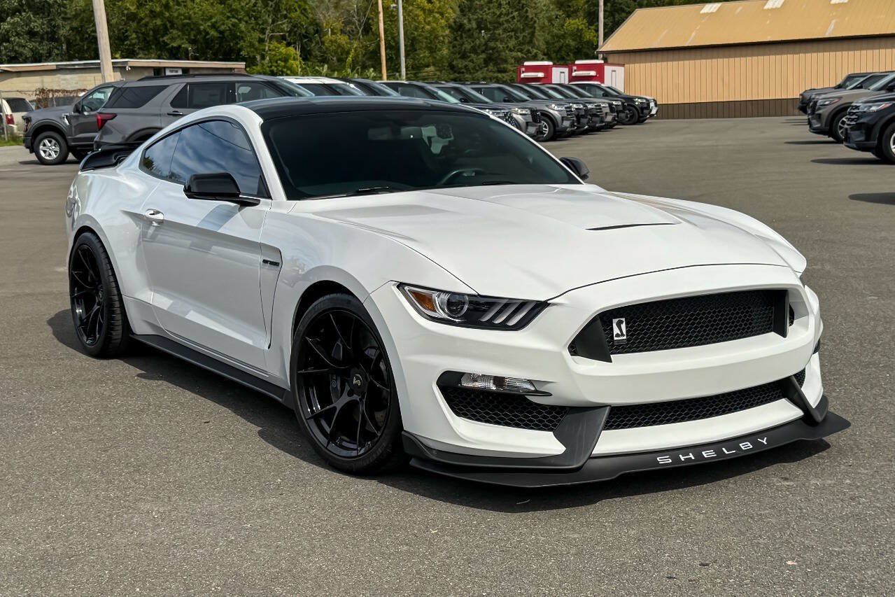 Used 2018 Ford Mustang Shelby GT350 w/ Electronics Package RWD image 2