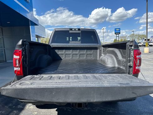 Used 2024 RAM 3500 Limited w/ Safety Group AWD/4WD image 9