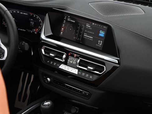 Used 2026 BMW Z4 M40i w/ Premium Package image 31