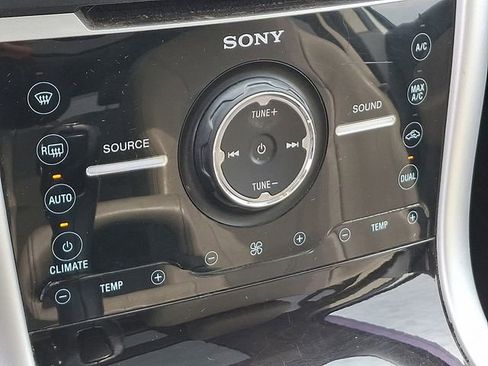 Used 2013 Ford Edge Limited image 20