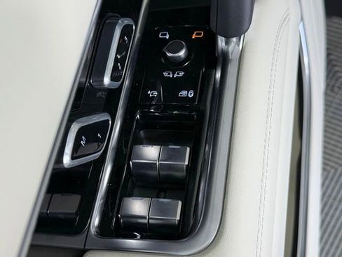 New 2026 Land Rover Range Rover SE AWD/4WD image 29
