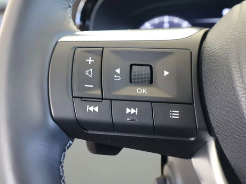 Used 2023 INFINITI QX60 Sensory w/ Cargo Package image 26