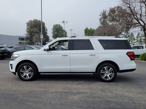 Used 2023 Ford Expedition Max Limited image 2