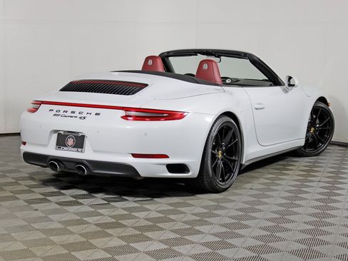 Used 2017 Porsche 911 Carrera 4S image 7
