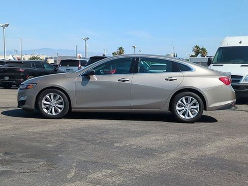 Used 2025 Chevrolet Malibu LT FWD image 5