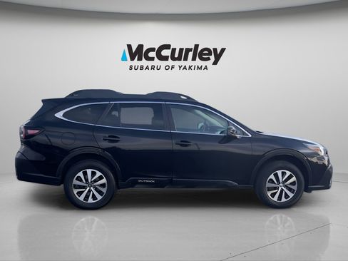 Used 2020 Subaru Outback Premium image 7