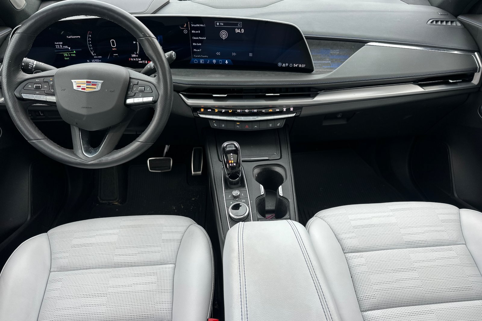 Used 2024 Cadillac XT4 Sport AWD/4WD image 16