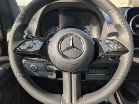 New 2026 Mercedes-Benz Sprinter 2500 image 21