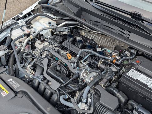 Used 2025 Toyota Corolla LE FWD image 33