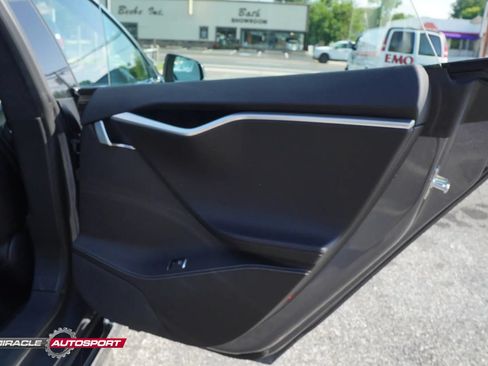 Used 2016 Tesla Model S 75D AWD/4WD image 30