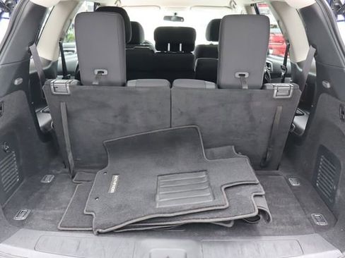 Used 2020 Nissan Pathfinder S FWD image 22