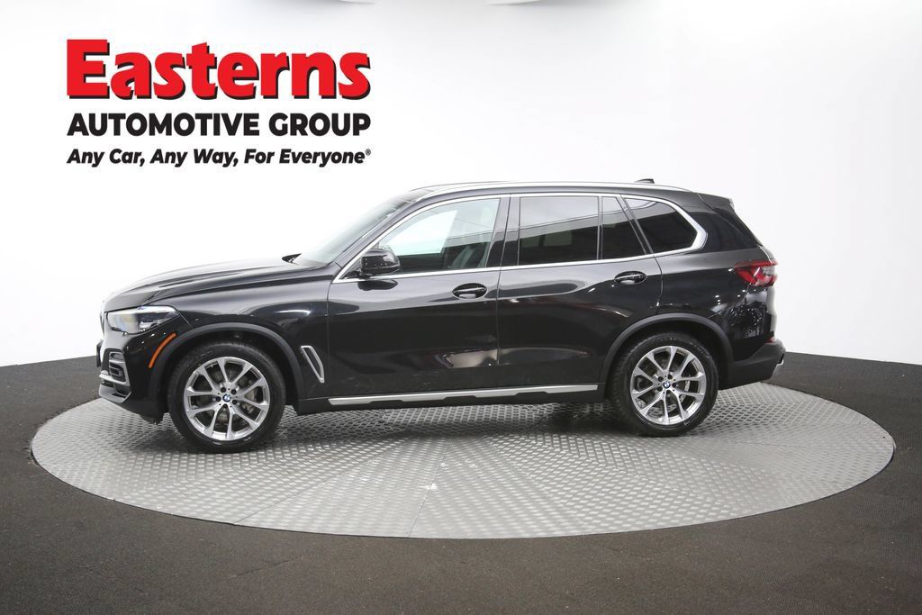 Used 2023 BMW X5 xDrive40i AWD/4WD image 57