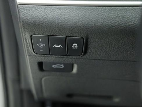 Used 2023 Kia K5 GT-Line image 28