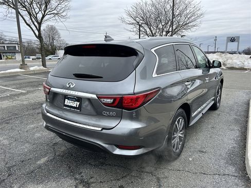 Used 2019 INFINITI QX60 Luxe w/ Essential Package image 8