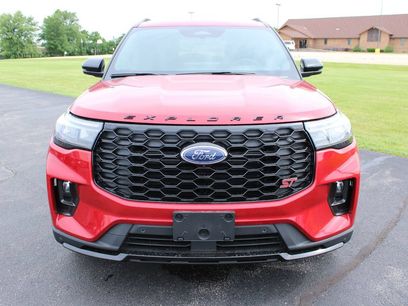New 2026 Ford Explorer ST w/ Sun And Sound Package