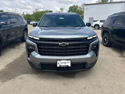New 2026 Chevrolet Traverse LT w/ Midnight/Sport Edition AWD/4WD image 2