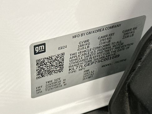 Used 2025 Chevrolet Trax RS w/ Driver Confidence Package FWD image 12