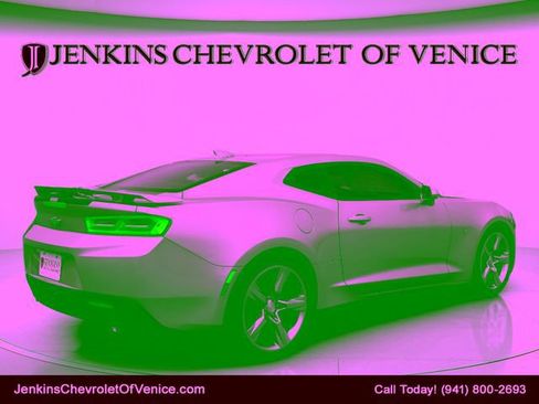 Used 2018 Chevrolet Camaro SS RWD image 5