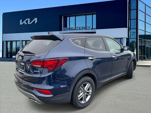Used 2017 Hyundai Santa Fe Sport FWD image 6