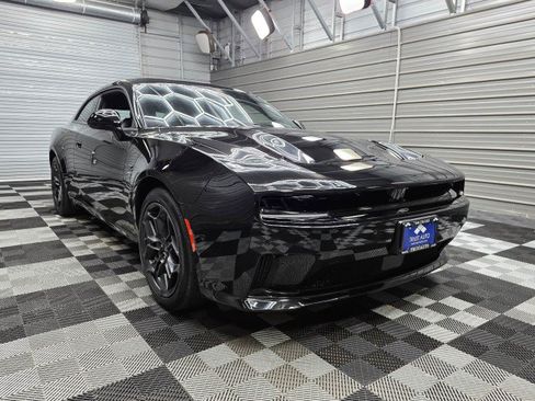 Used 2025 Dodge Charger Daytona R/T w/ Quick Order Package 25M R/T AWD/4WD image 5