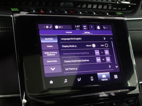 New 2025 Jeep Grand Cherokee Altitude image 38