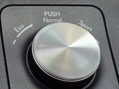 Used 2025 Lexus IS 350 F Sport w/ Accessory Package RWD image 15