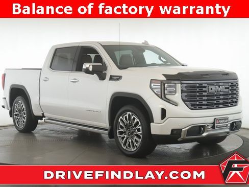 Used 2025 GMC Sierra 1500 Denali Ultimate image 1