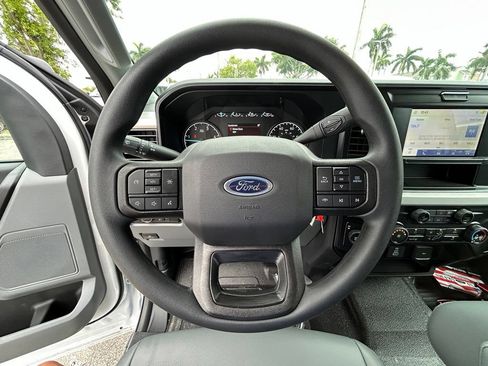 New 2026 Ford F550 4x4 SuperCab Super Duty image 13