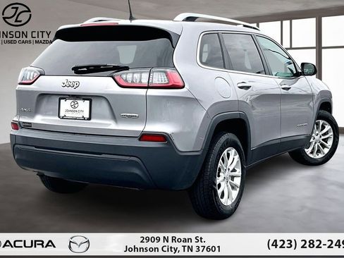 Used 2019 Jeep Cherokee Latitude w/ Popular Appearance Group image 2