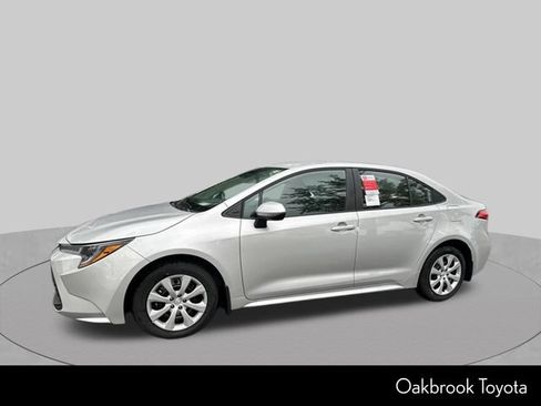 Used 2026 Toyota Corolla LE FWD image 1