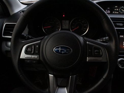 Used 2018 Subaru Forester 2.5i Premium w/ All-Weather Package image 18