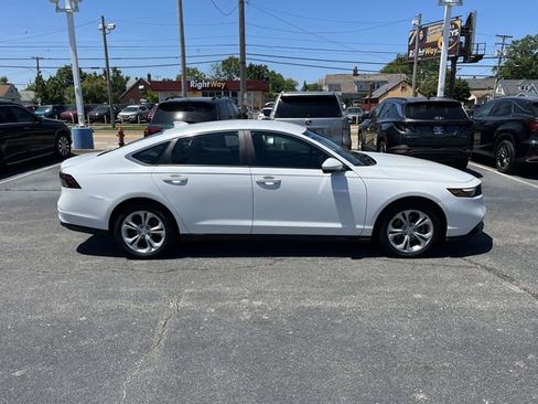 Used 2023 Honda Accord LX image 11