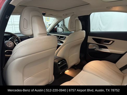 Certified 2025 Mercedes-Benz E 450 4MATIC Sedan image 19