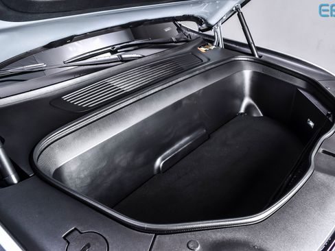 Used 2024 Rivian R1S Adventure image 12