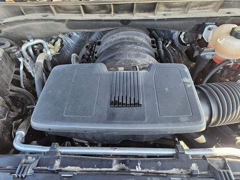 Used 2024 Chevrolet Tahoe LT RWD image 22