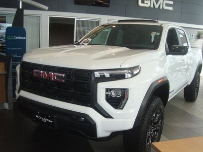 New 2025 GMC Canyon Elevation w/ Convenience Package