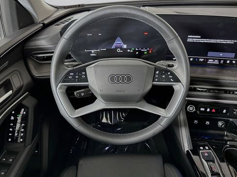 Used 2025 Audi Q5 Prestige AWD/4WD image 5