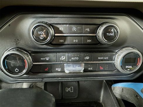 Used 2021 Ford Bronco Wildtrak image 21