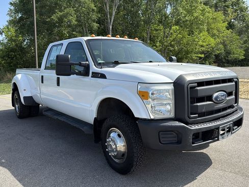 Used 2014 Ford F350 XL w/ Snow Plow Prep Package AWD/4WD image 3