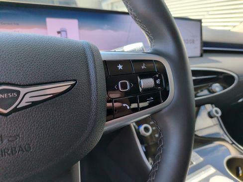 Used 2026 Genesis GV70 2.5T AWD/4WD image 19
