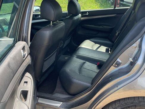 Used 2013 INFINITI G37 Journey w/ Premium Pkg image 17