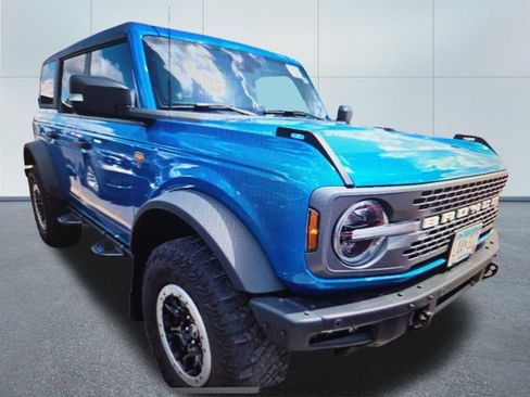Used 2023 Ford Bronco Badlands AWD/4WD image 2