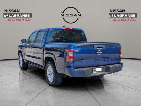 Used 2022 Nissan Frontier SV image 7
