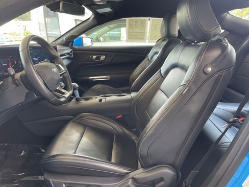 Used 2024 Ford Mustang Premium image 25