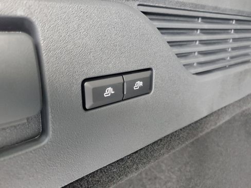 New 2026 Lincoln Nautilus Reserve image 33