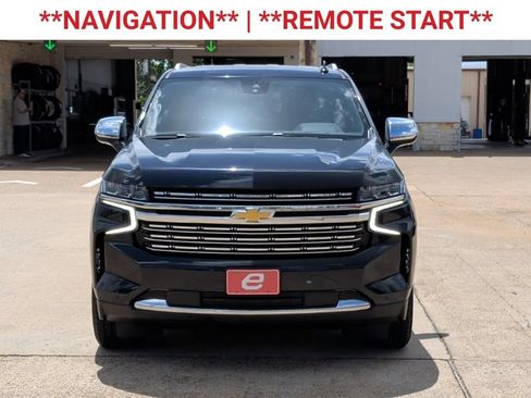 Used 2023 Chevrolet Suburban Premier AWD/4WD image 2