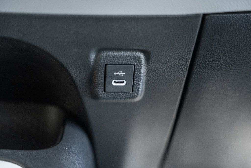 Used 2025 Toyota Corolla SE FWD image 23