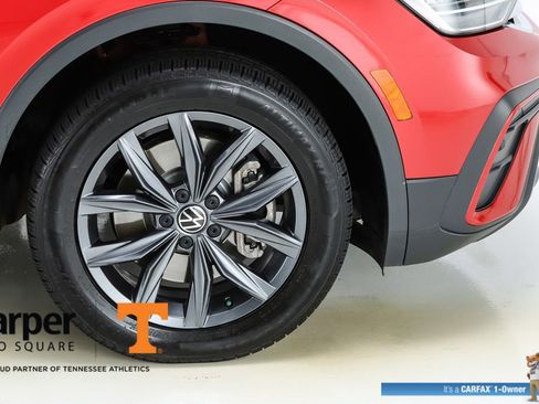 Used 2022 Volkswagen Tiguan SE image 53