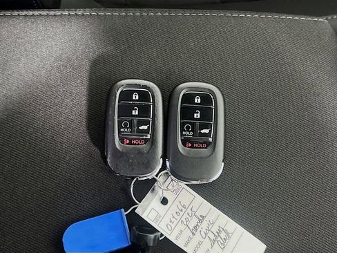 Used 2025 Honda Civic Sport image 32